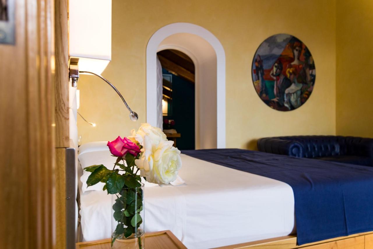 Villa Di Natale Пагани Екстериор снимка