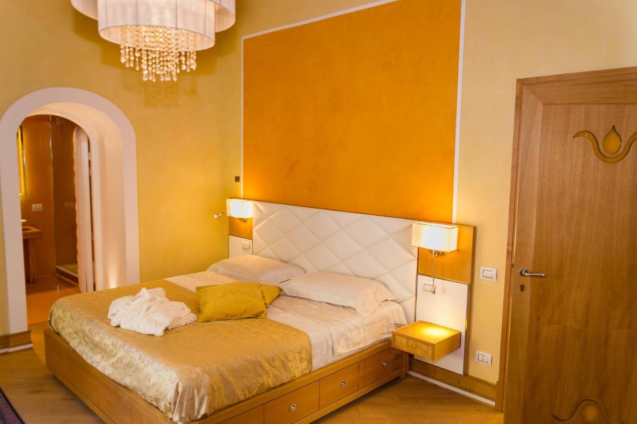 Villa Di Natale Пагани Екстериор снимка
